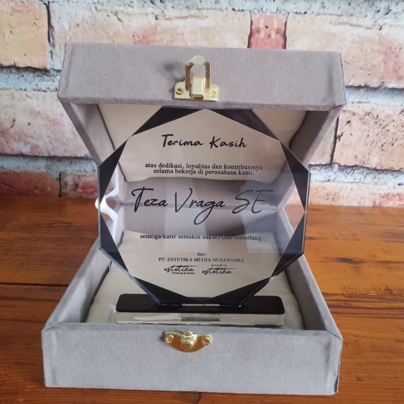 Crystal Black Appreciation Plaque